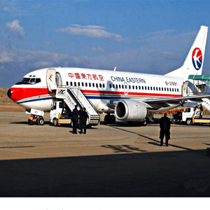 呼和浩特空运公司航空快运业稳步发展的原因是什么？